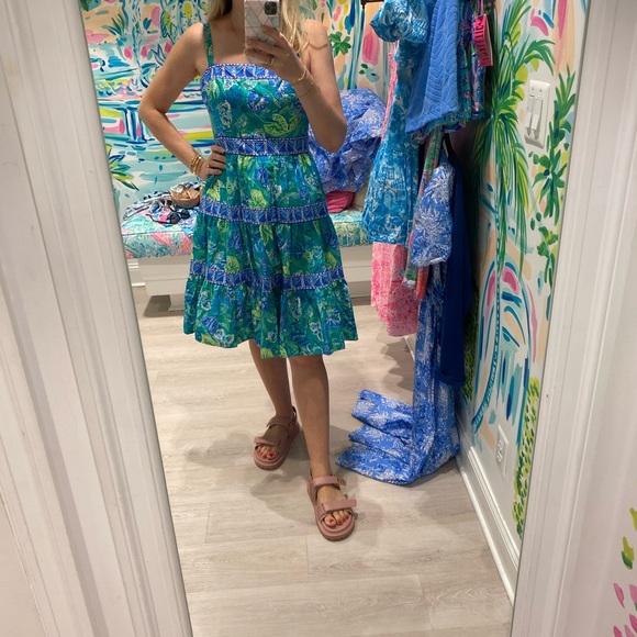 Lilly Pulitzer Dresses & Skirts - Lilly Pulitzer dress Size 4